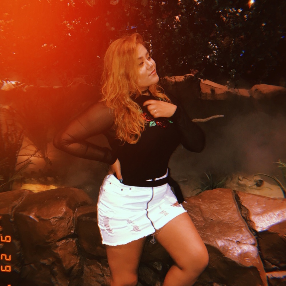 Meet your Posher, Ariana